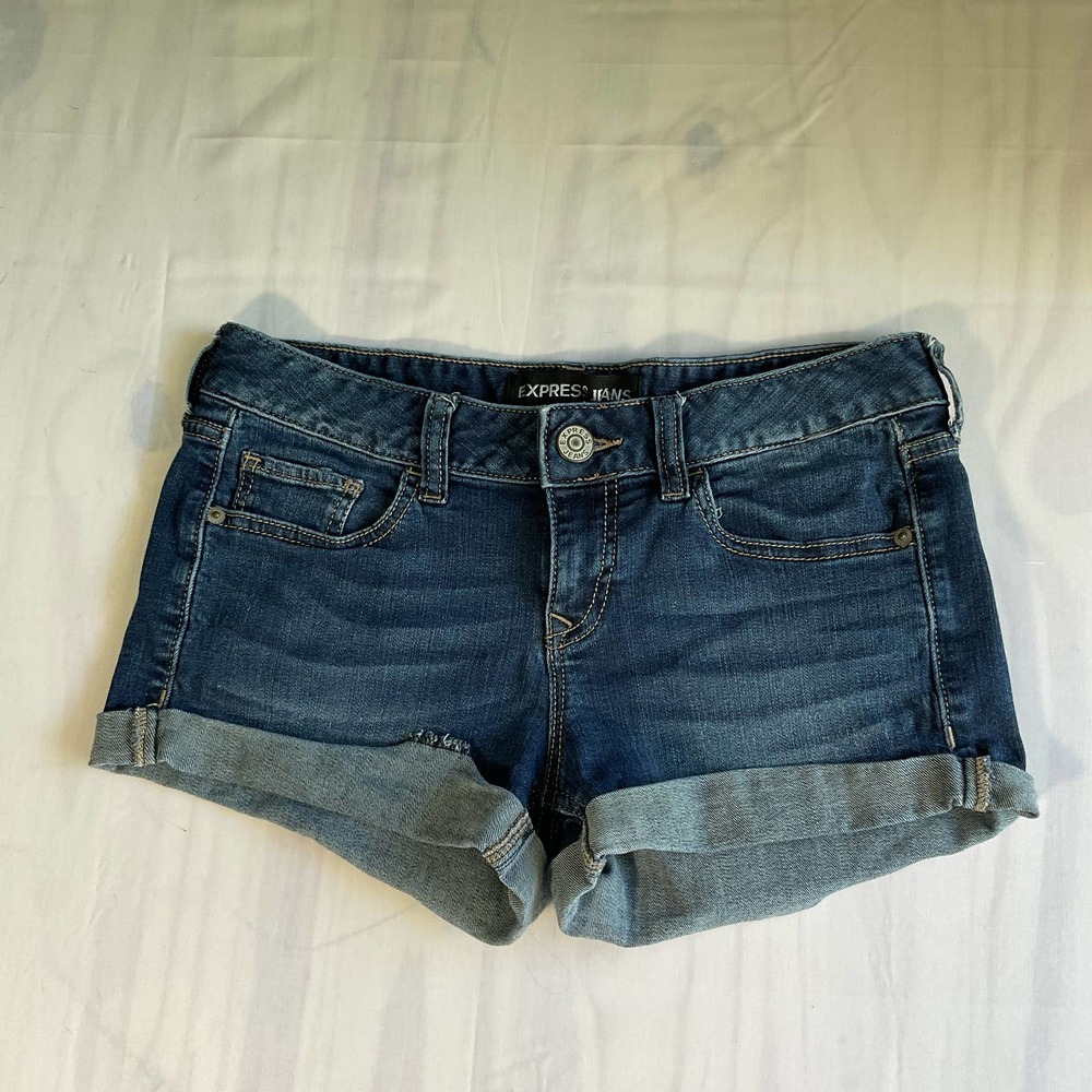 Womens size 4 Jean shorts